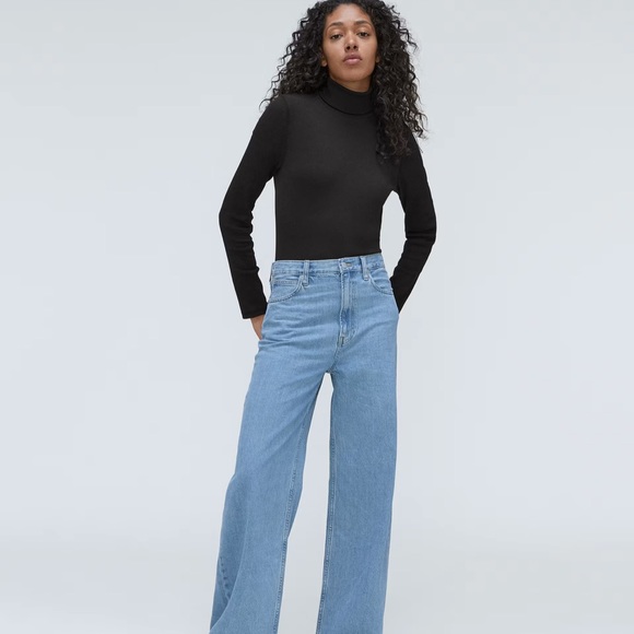 NWOT Everlane The Supima® Micro-Rib Turtleneck in Black, Size XS - Picture 4 of 5